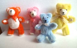 Teddies Group 2 orange pink blue pale yellow (2)